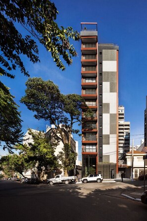 Exterior - Urbic Vila Mariana by Viva - Prédio com academia e coworking a passos da ESPM, Belas Artes e Metrô (São Paulo)