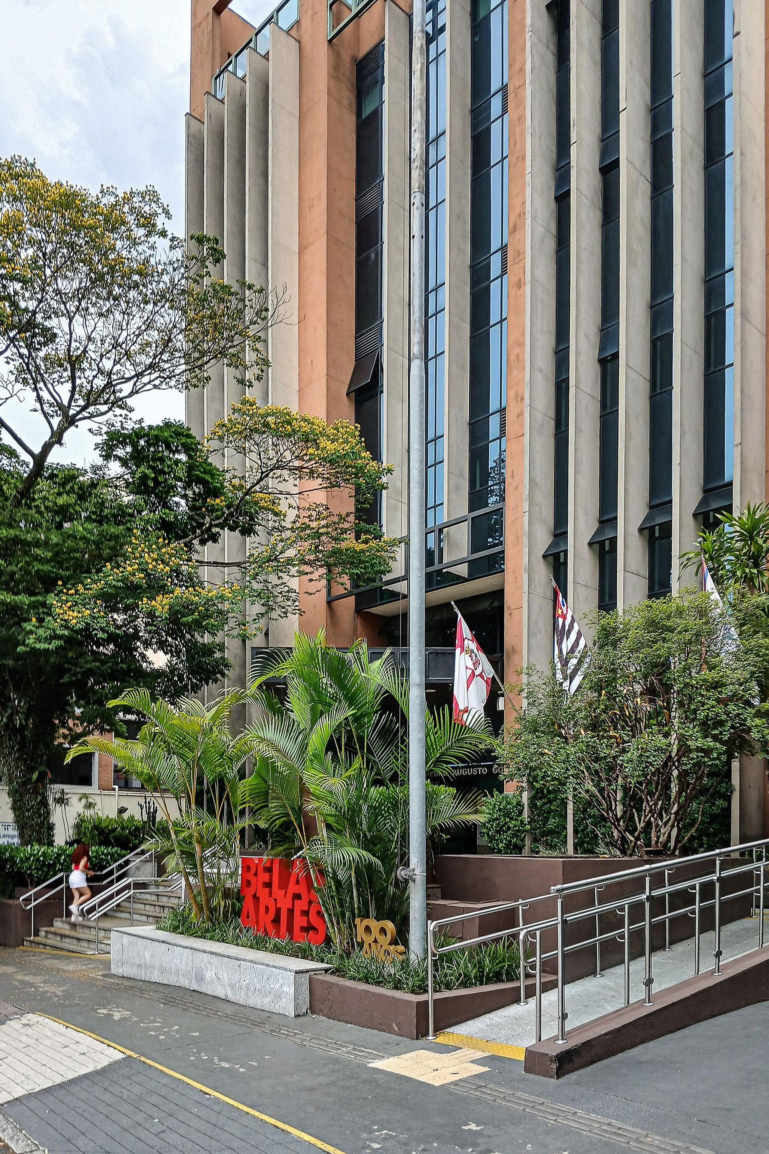 Club Studio | Exterior