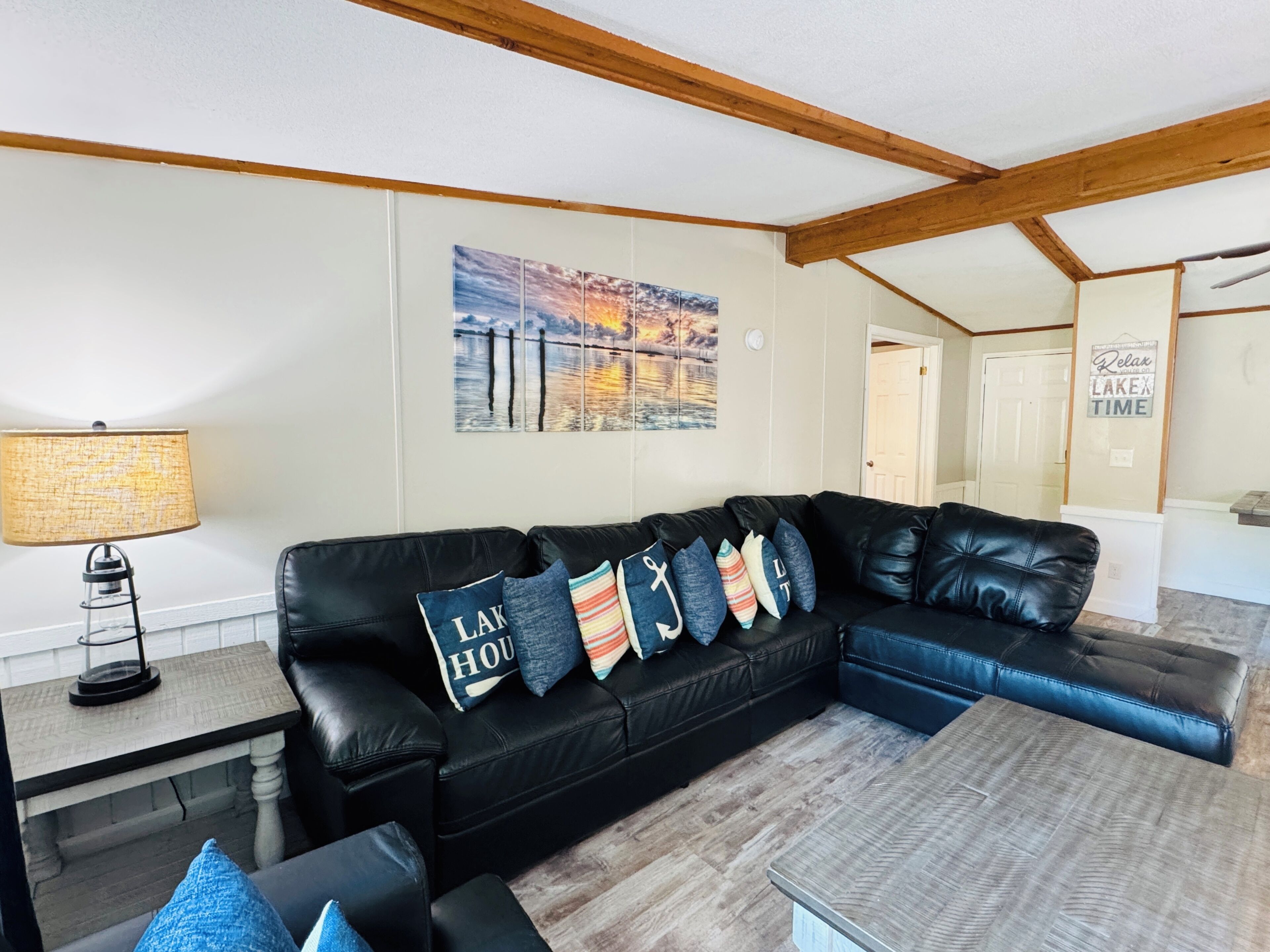 Just Remodeledsteps From Pool! | 10 Ppl | Ic65 - Put-in-Bay, OH