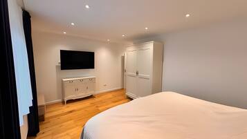 2 Schlafzimmer, Bügeleisen/Bügelbrett, WLAN, Bettwäsche