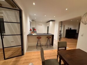 Interior - Apartment 'Haus Wattknistern' with Private Terrace and Wi-Fi (Vollerwiek)