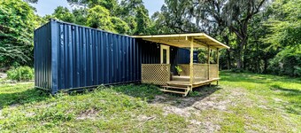 Elegant 2BR Container Home | Nature Retreat | Peaceful & Unique