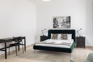 Apartment, 3 Bedrooms, Kitchen | Blackout drapes, iron/ironing board, free WiFi - Large Home with Private Garden (Marsaskala)