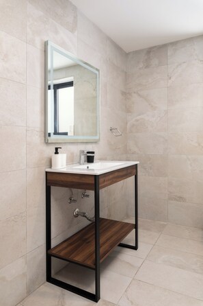 Departamento, 3 habitaciones, cocina | Baño