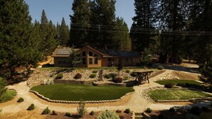 Unclassified image, 3 of 38, button - Luxury Cabin Rental with a Fire Pit in Coulterville, California (Yosemite)