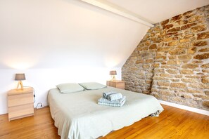 3 Schlafzimmer, Bügeleisen/Bügelbrett, WLAN
