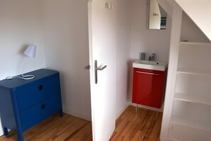 Interior - Spectacular Panoramic Sea View, Direct Beach Access, Detached House (Loctudy)