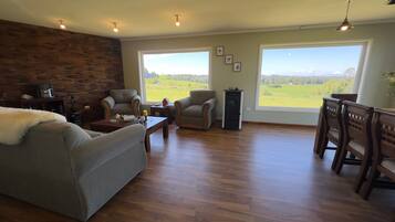 Family Room | Interior