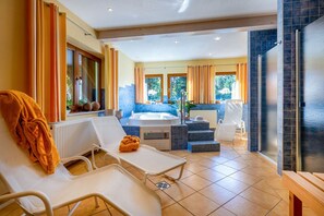 Een sauna, een bubbelbad