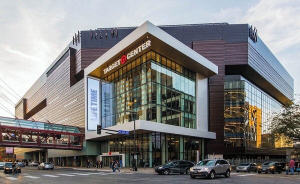 Exterior - Gateway to the Twin Cities near MOA and Airport (Minneapolis)