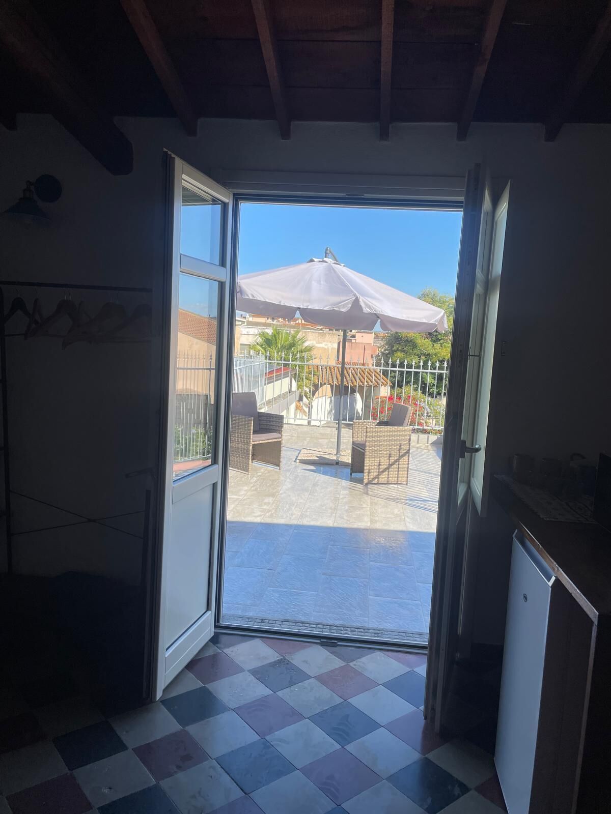 Suite junior, vista al jardín | Terraza o patio