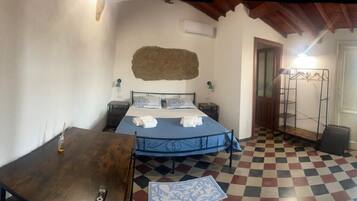 Suite Junior, vista giardino | Wi-Fi gratuito