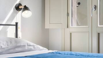 Tripla Comfort, vista giardino | Con arredamento individuale, insonorizzazione, Wi-Fi gratuito, lenzuola