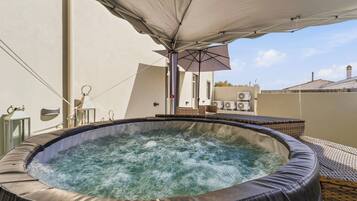 Suite Luxe, vue jardin | Terrasse/Patio