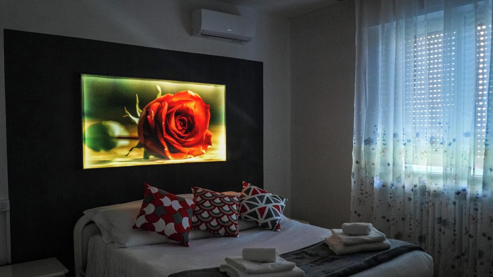 1 habitación, tabla de planchar con plancha, wifi y ropa de cama 