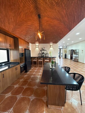 Dining - Casa Catrina: 5-bedroom Villa with Panoramic Mountain and Lake Chapala Views (Chantepec)