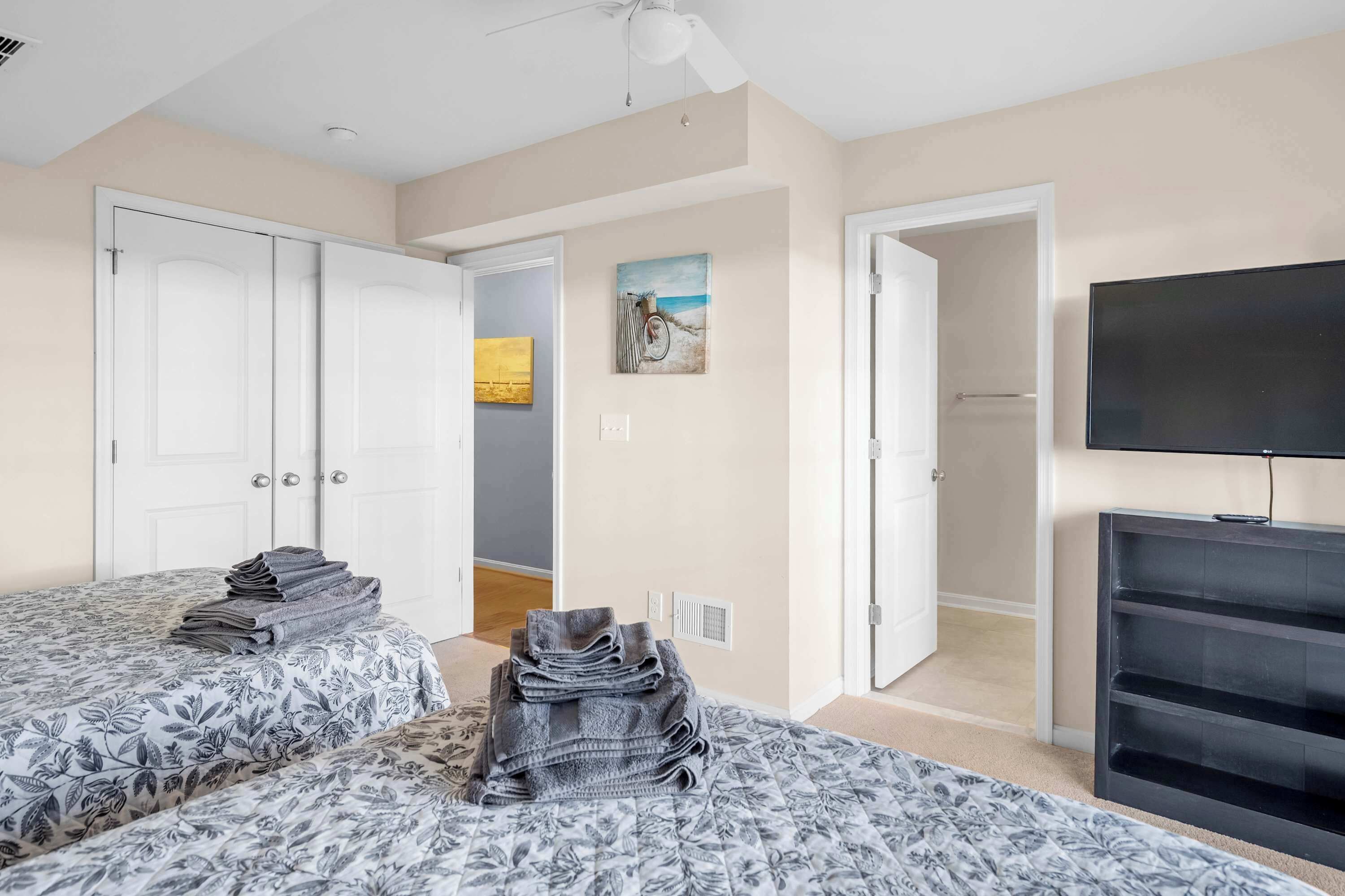 Townhome, Multiple Beds, Patio, Garden View (Rehoboth Crossing 1) | 3 bedrooms, individually decorated, individually furnished