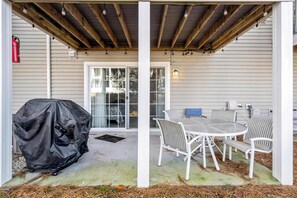 Outdoor dining - Rehoboth Crossing 1 - For 10 (Rehoboth Beach)