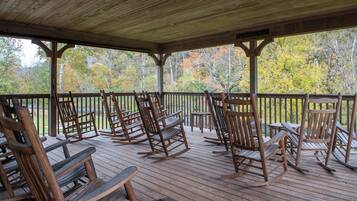 Apartment (0 Bedroom) | Interior