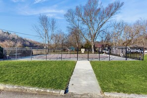 شقة (0 Bedroom) | المنشأة من الداخل