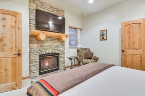 Apartment (4 Bedrooms) | Interior - Eden Utah Ski Retreat Near Slopes, Golf & Pool! (Eden)