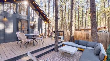 House (2 Bedrooms) | Front of property