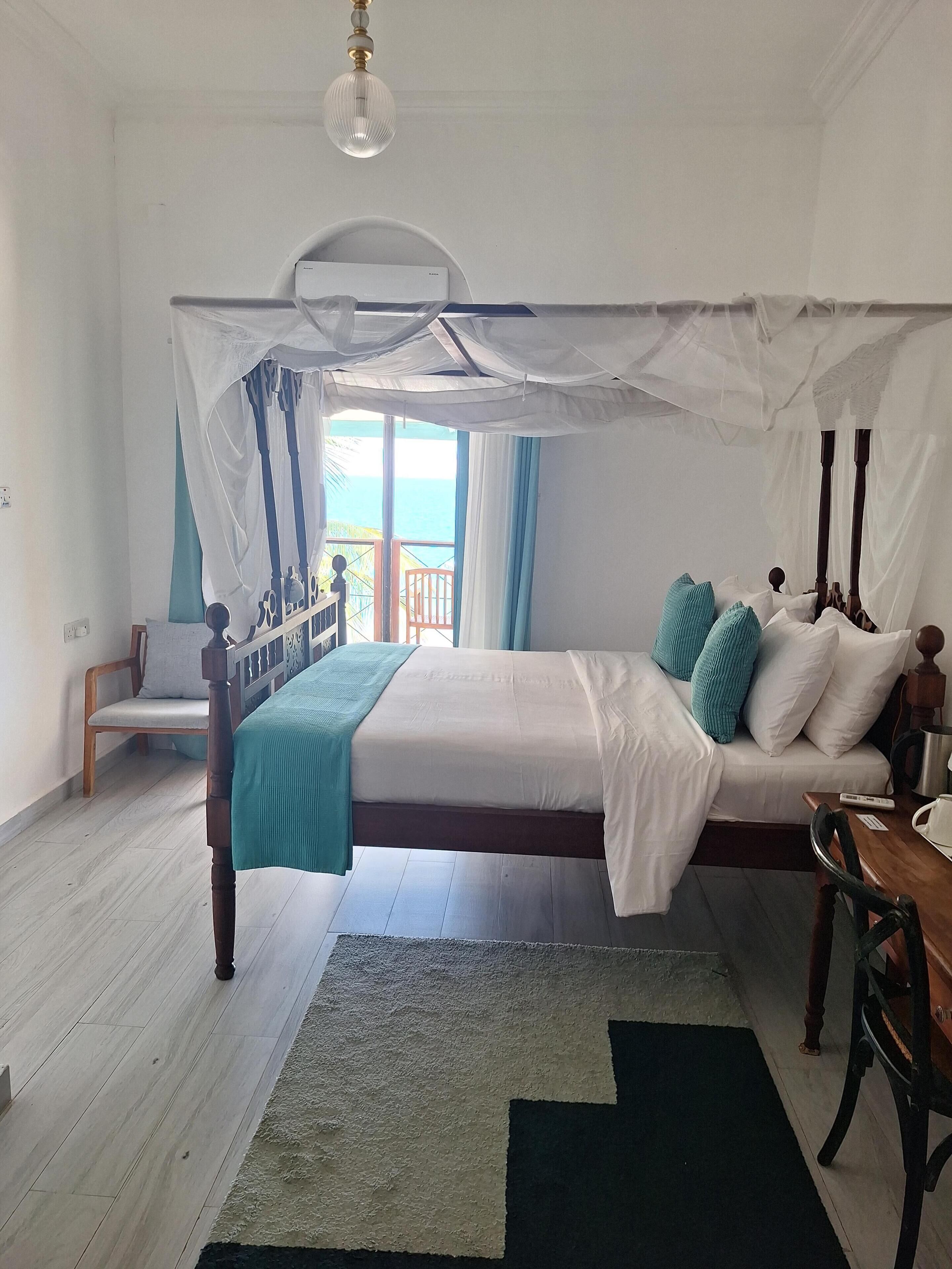 In-room safe, iron/ironing board, free WiFi, bed sheets