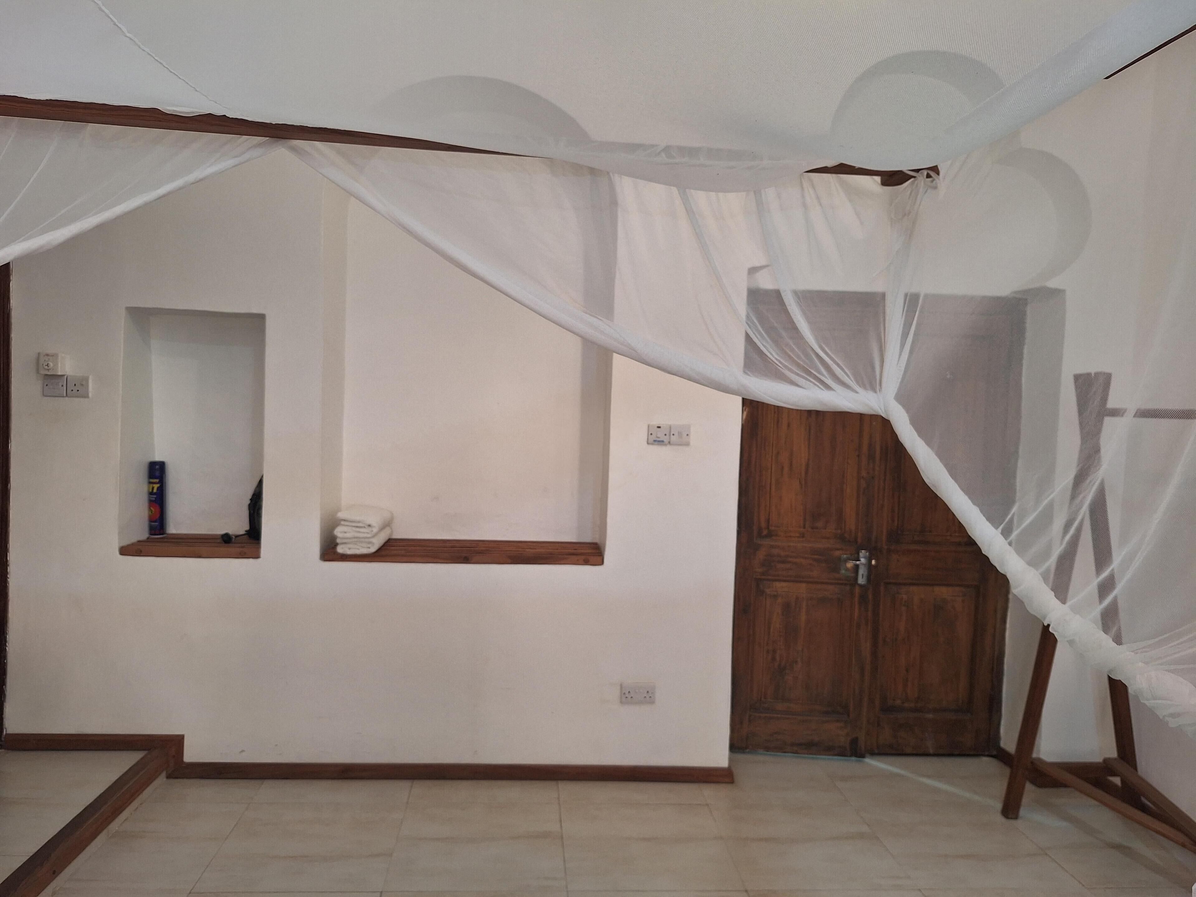 Chambre Double | Coffres-forts dans les chambres, fer et planche à repasser