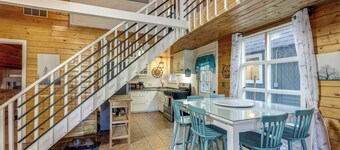 Walk to Trolley! Big Bear Family Cabin w/ Deck