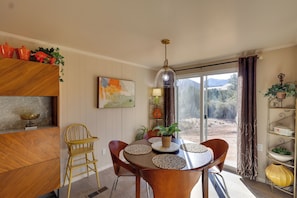 House (3 Bedrooms) | Interior - Hualapai Mtn Views on 2 Acres: 'thunderhead' Home (Kingman)
