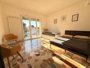 3 habitaciones, tabla de planchar con plancha y wifi 