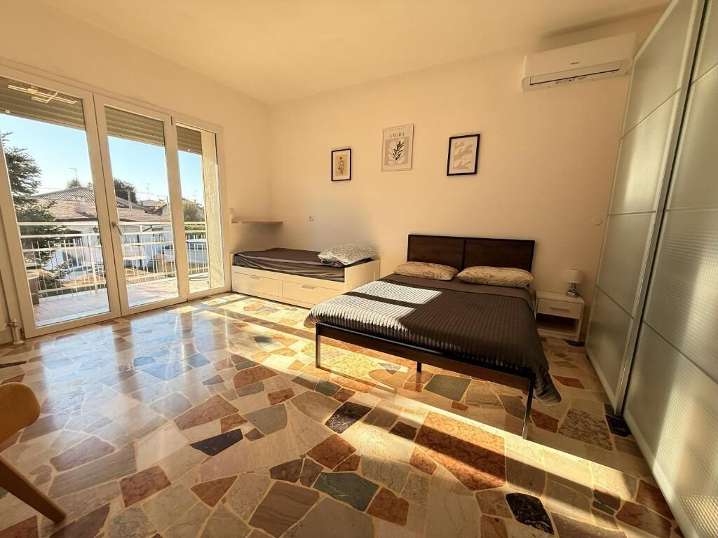 3 bedrooms, iron/ironing board, WiFi