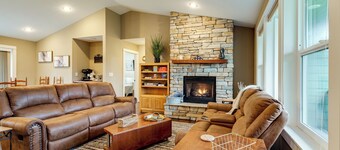 < 2 Blocks to Beach! Pet-friendly Home in Moclips