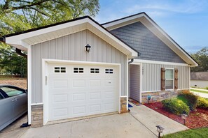 House (3 Bedrooms) | Interior - 3BR Charming, Dog Friendly Home w/ Fire Pit! (Spartanburg)