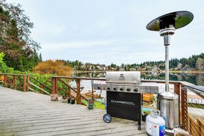 Apartment (1 Bedroom) | Interior - 3 Mi to Puget Sound: Lakefront Gem w/ Patio! (Lakewood)