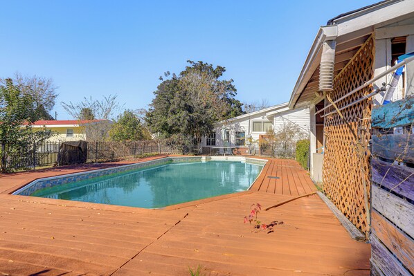 House (3 Bedrooms) | Front of property - 7 Mi to Neuse River! Family Home w/ Poolside Oasis (Havelock)