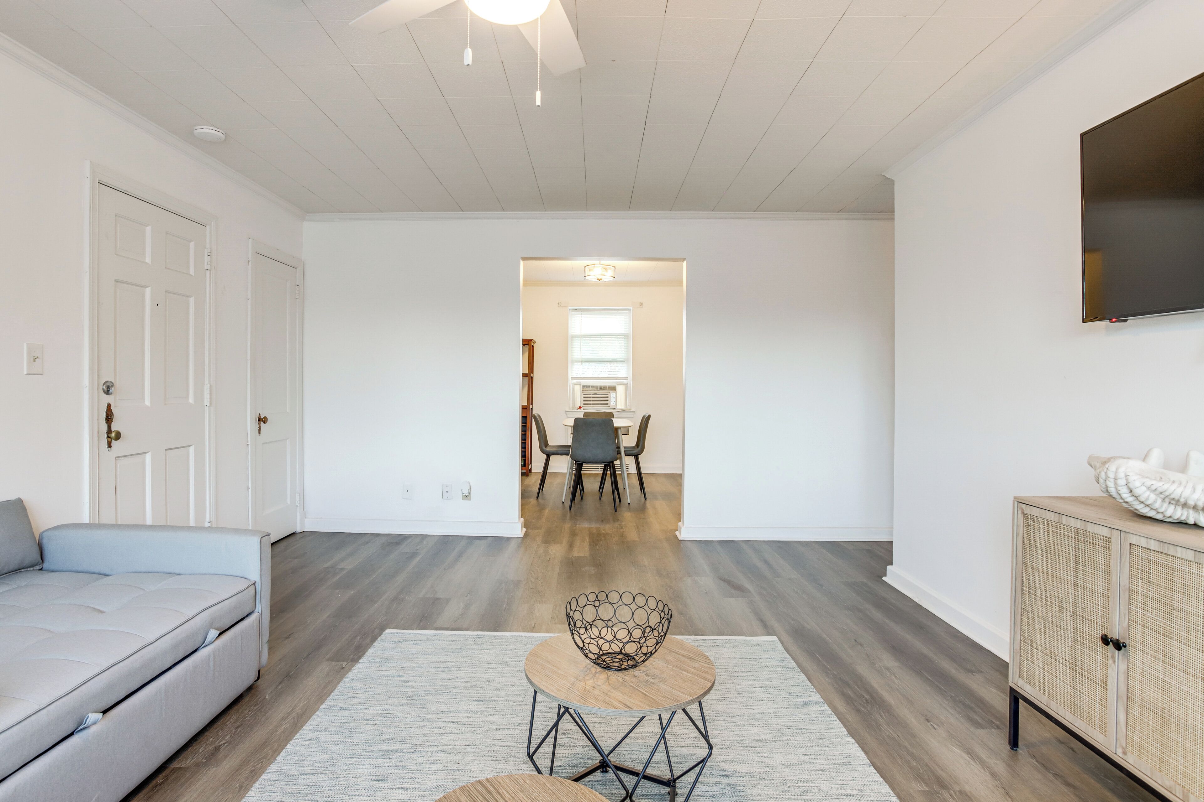 Apartment (1 Bedroom) | Interior