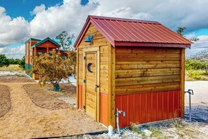 Apartment (0 Bedroom) | Interior - Modern Tiny House in Hill Country w/ Covered Patio (Harper)
