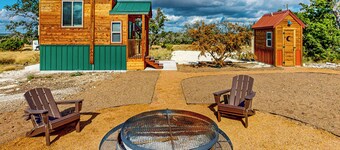 Modern Tiny House in Hill Country w/ Covered Patio