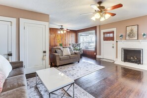 Interior - 2 Mi to UA! Family-friendly Getaway w/ Patio (Northport)