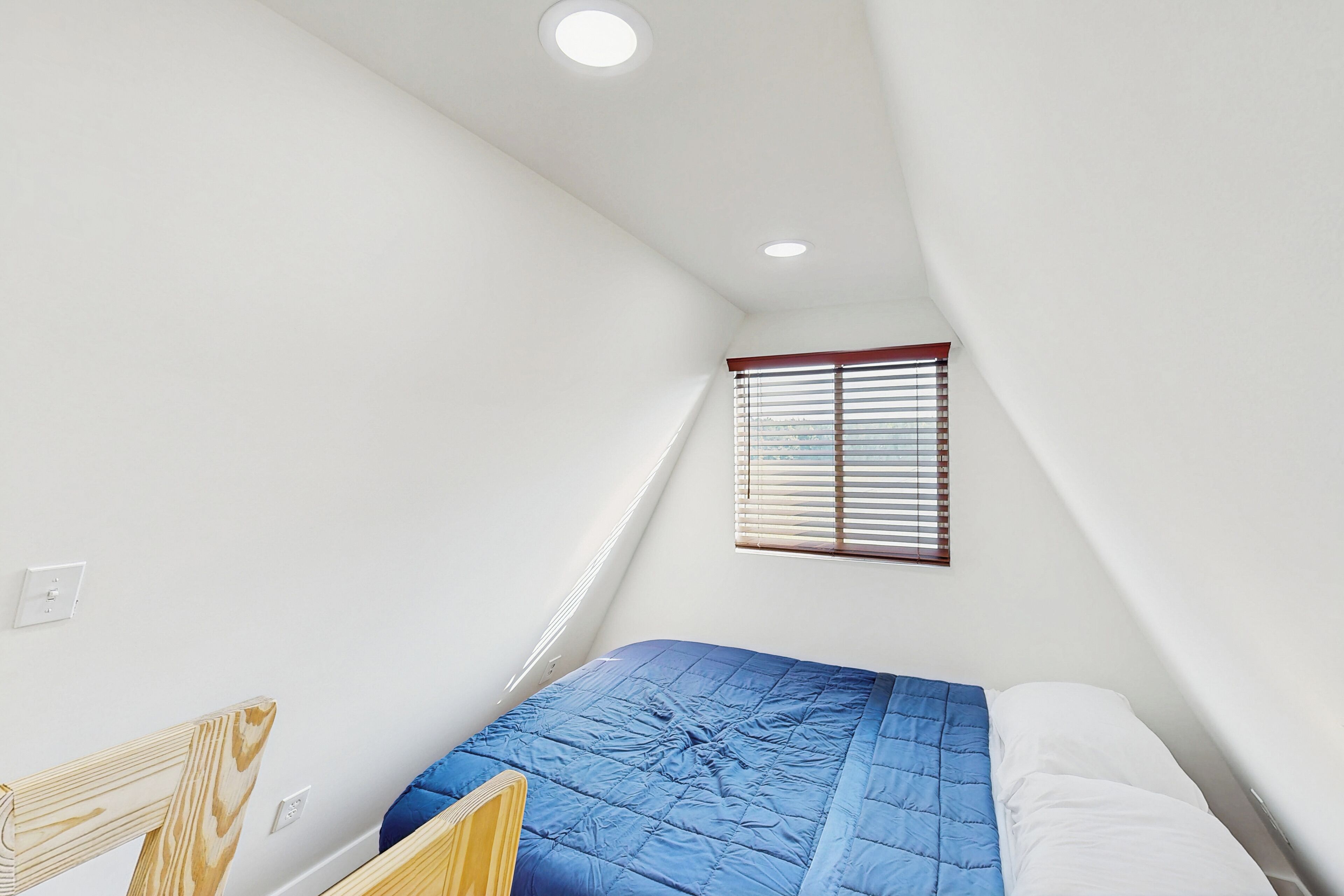 Apartment (0 Bedroom) | Interior