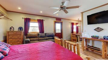 Apartment (0 Bedroom) | Interior