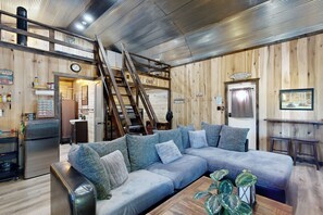 Interior - Dog-friendly Cabin w/ Cornhole & Fire Pit (Tiptonville)