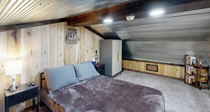 Close to Reelfoot Lake! Dog-friendly Retreat