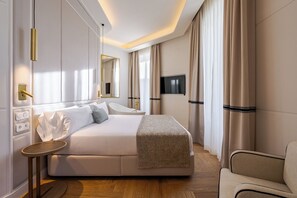 ห้องพรีเมียมดับเบิล | ผ้าปูที่นอนฝ้ายอียิปต์, เครื่องนอนระดับพรีเมียม, ผ้านวมขนเป็ด