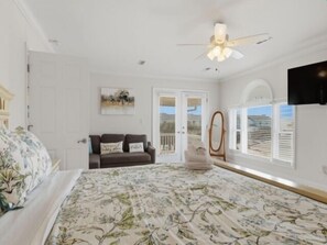 5 bedrooms, iron/ironing board, WiFi, bed sheets - NEW! A Shore Thing KB 5-Bedroom Villa (Kure Beach)