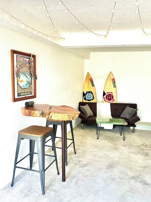 Interior - Cute 1-bedroom Tropical studio close to beaches & arrival pier on Nevis island (Cotton Ground)