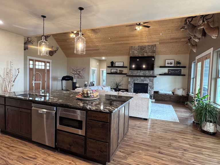 All Things Outdoor W Epic Mountain Views, Lakes, Breweries,wineries & More - Prineville, OR