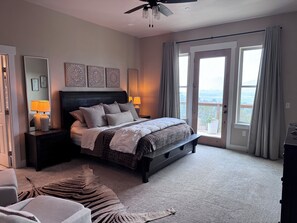5 Schlafzimmer, Schreibtisch, Bügeleisen/Bügelbrett, kostenloses WLAN