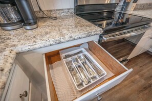 Private kitchen - The Terrace Timber House  For 8 (Hamilton)